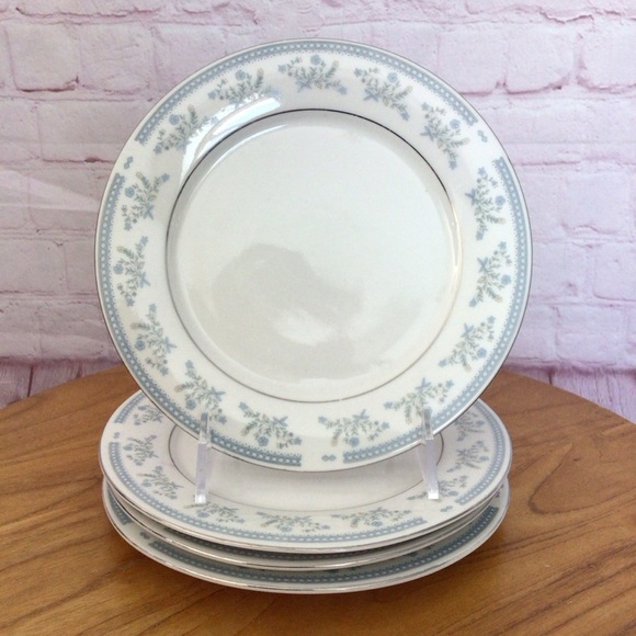 Vintage Blue Floral China Salad Plates - Set of 4 - Picture 1 of 11